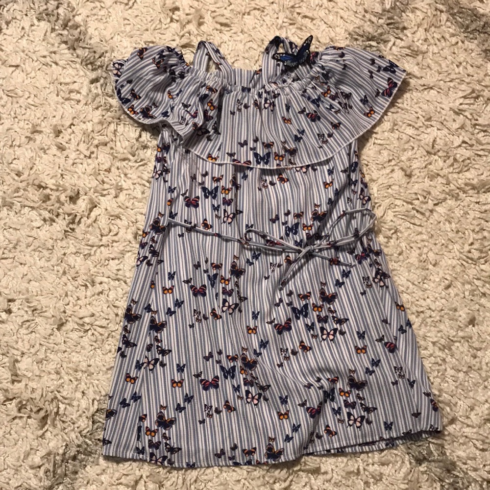 Girls butterfly cold shoulder dress size 8